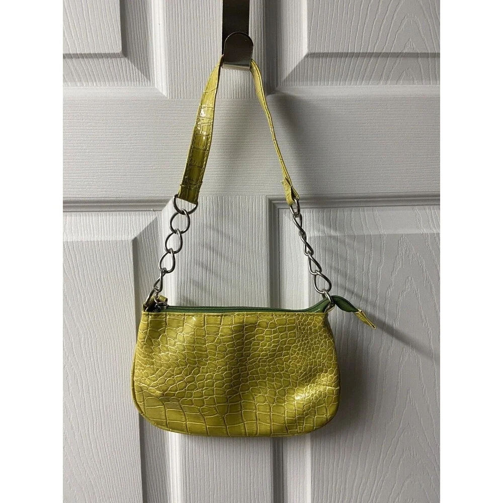 Girls Vintage Green Vinyl Hand Bag Small Chain Zippered